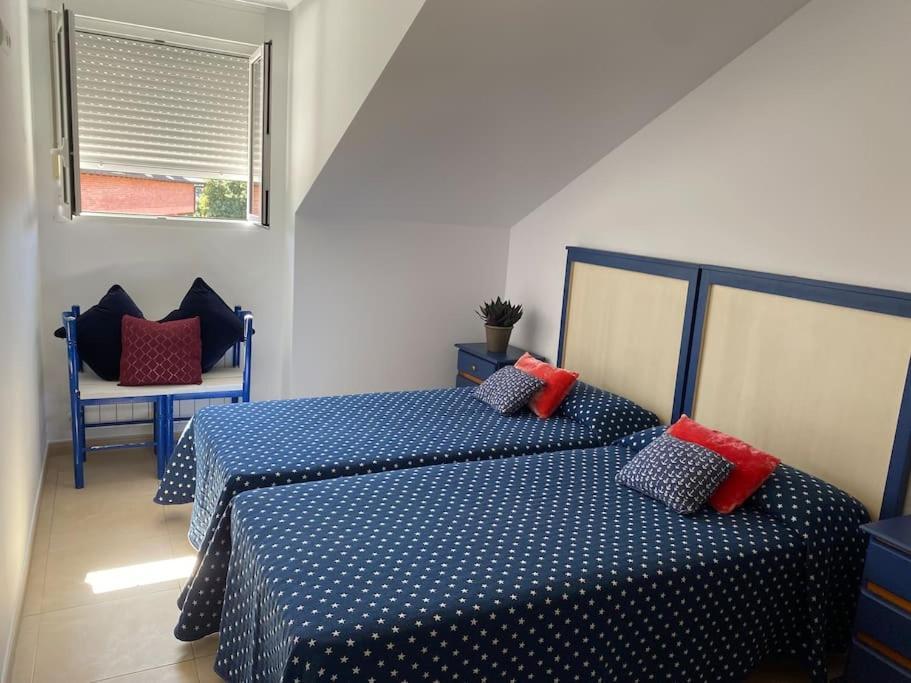 Isla, Apartamento Con Piscina Екстериор снимка